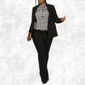 Torrid Studio Bubble Satin Bow Tie Blouse – Size 2X – Long Sleeve Black & White